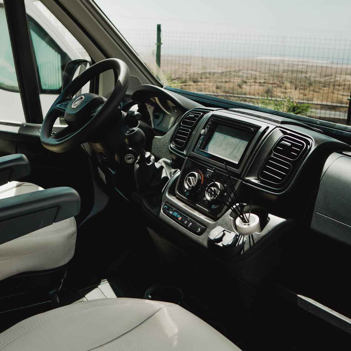 Furgoneta camper Fiat/Ducato Mc Louis Menfys 3 - Image 2